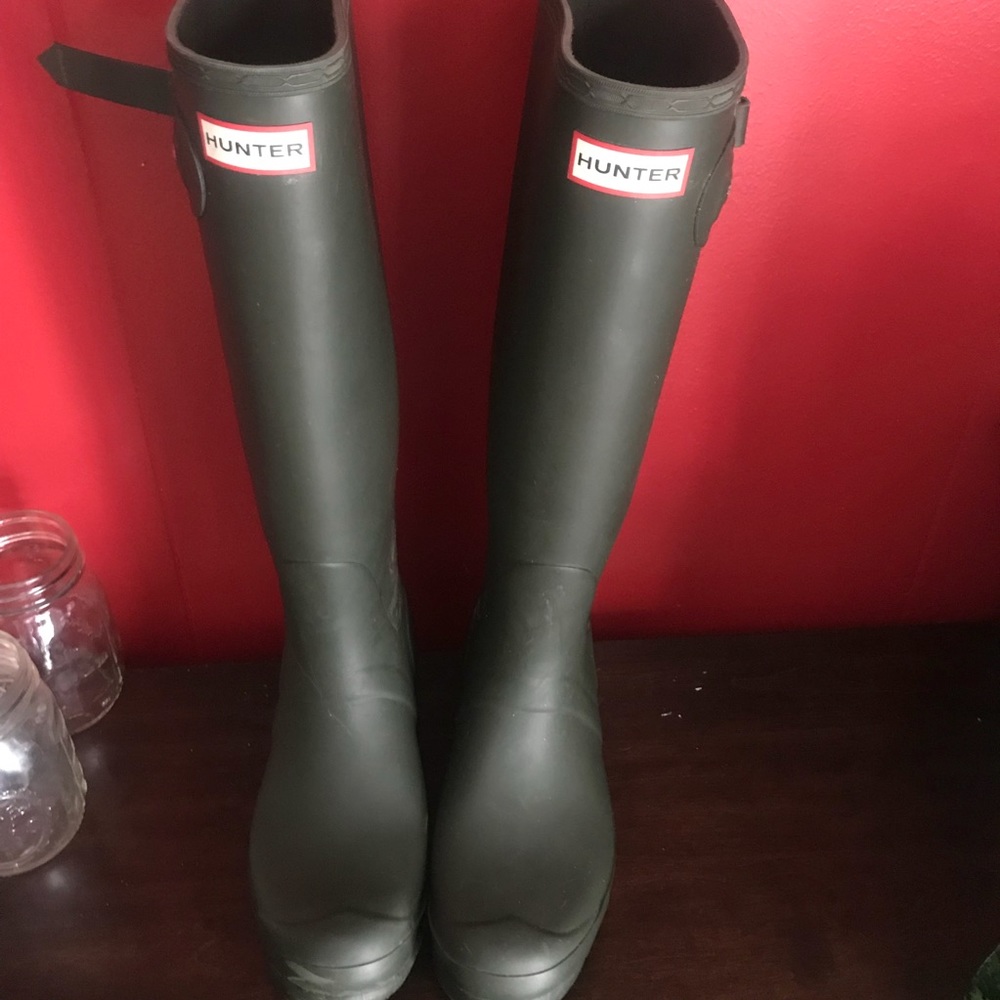 HUNTER BOOTS